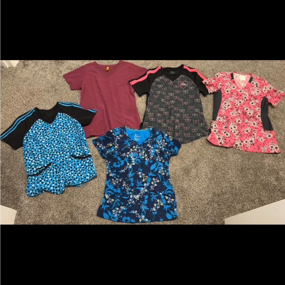 Women’s Scrub Tops Lot